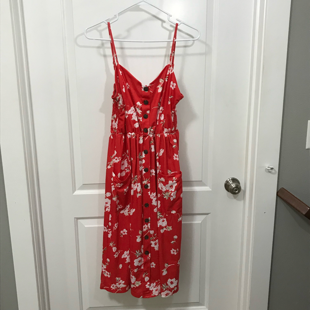 Red Floral Spaghetti Strap Midi Dress with Pockets and Smocked Back Large